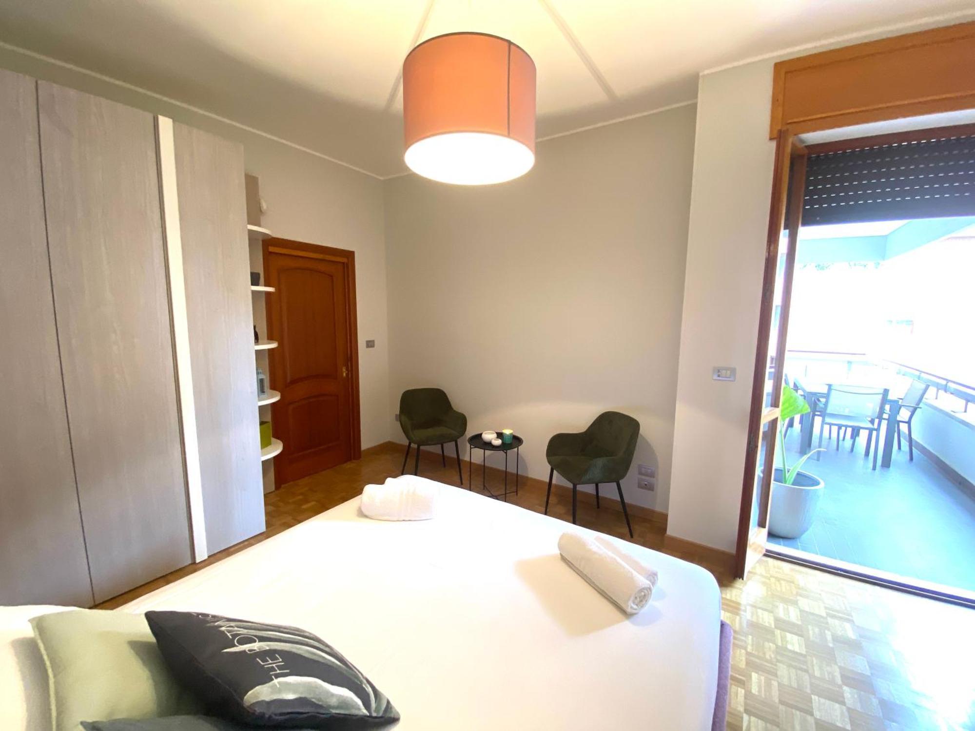 Julie'S House Lecce City Center Apartment Bagian luar foto